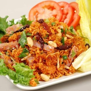 🌶️ Spicy Crispy Rice Salad