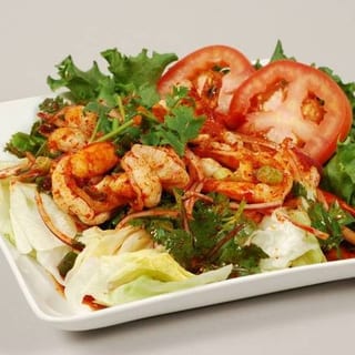 Spicy Grilled Shrimp Salad